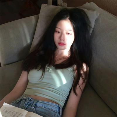亚曼达厌世系